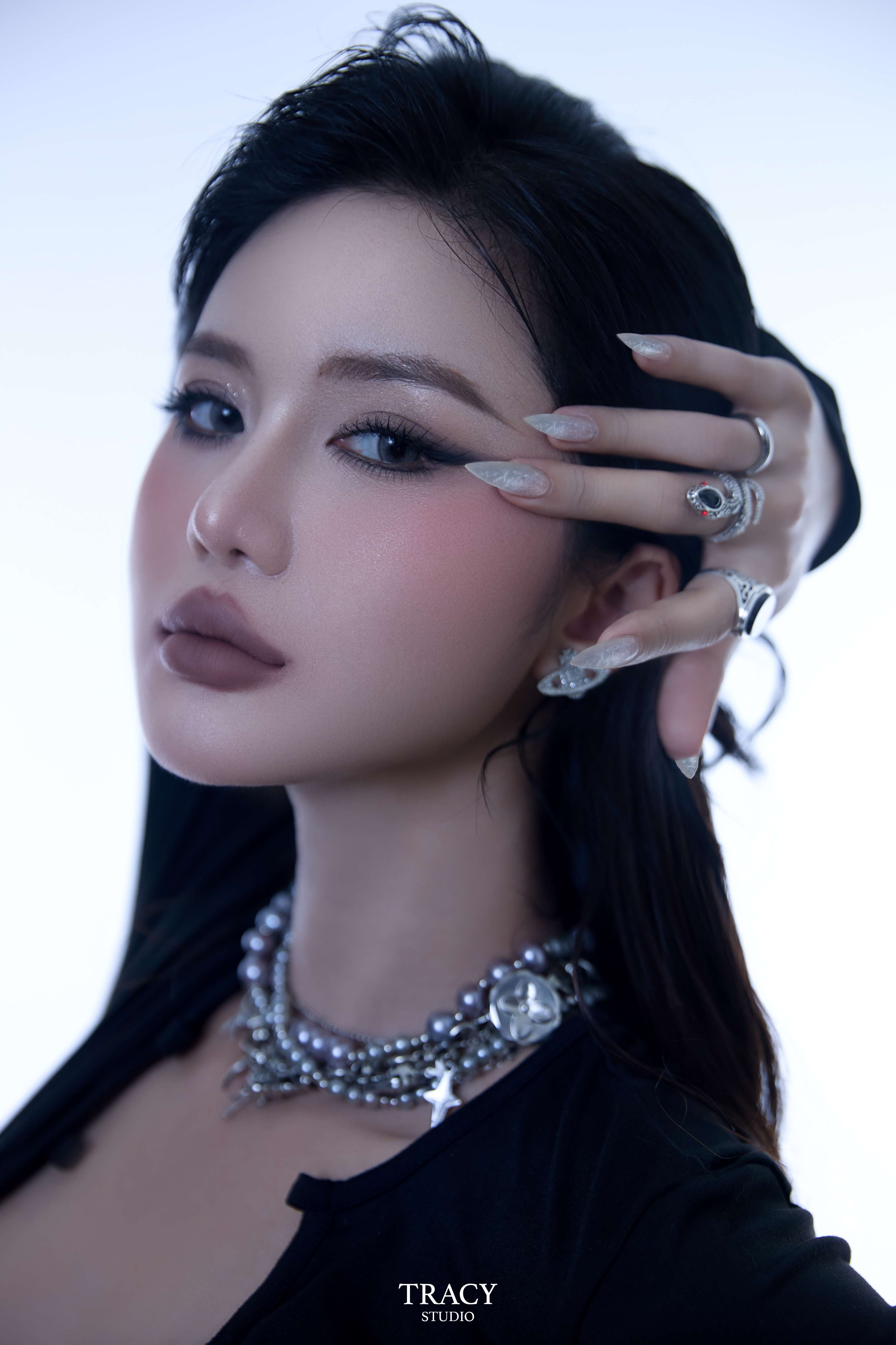 frontend/img/gallery/concept-sexy/tracy-studio-chup-concept-sexy-rosie (2).jpg